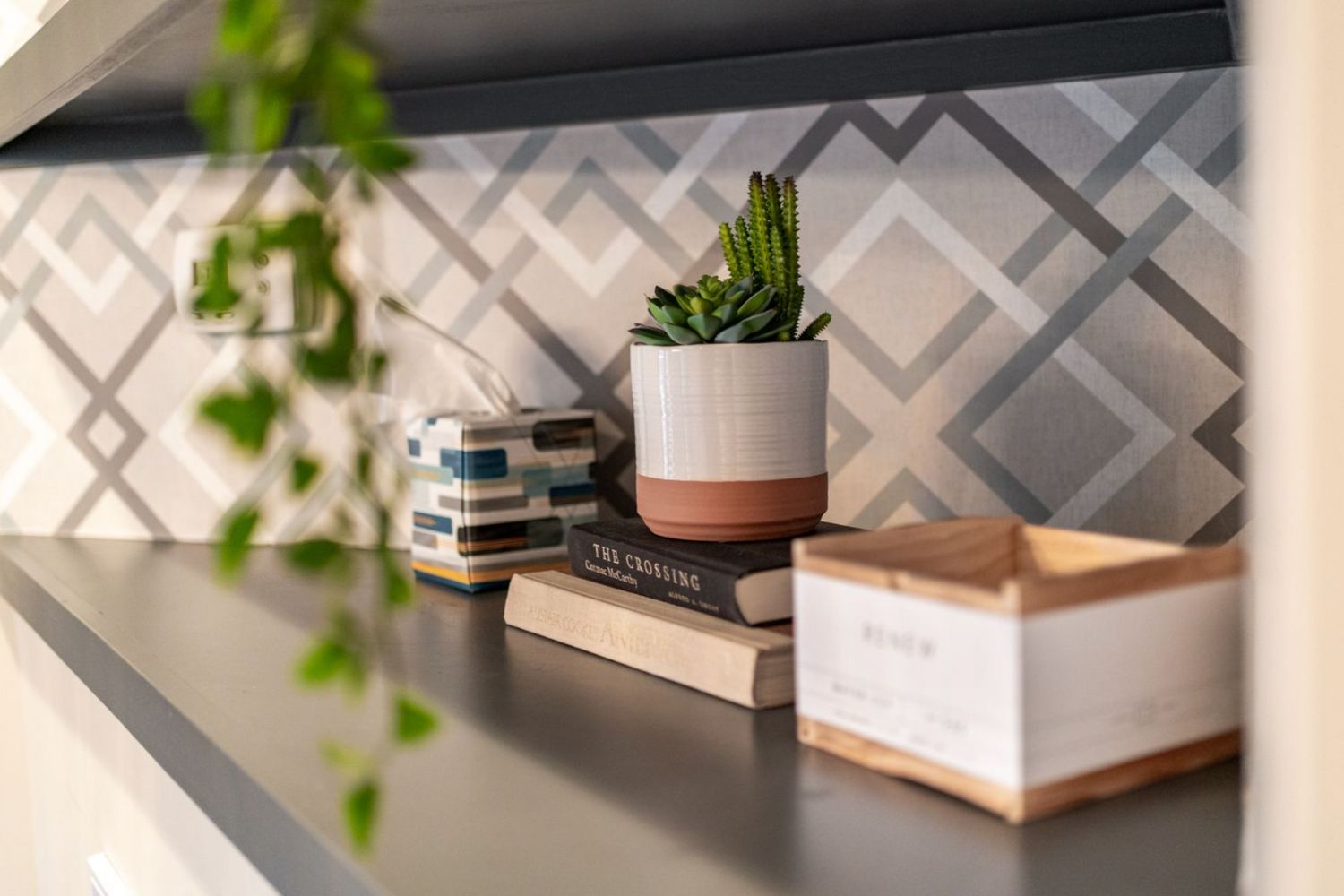 Modern interior design with Backsplash tile